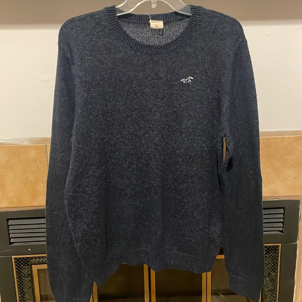 Hollister Men’s Knit Crewneck Blue Sweater (size XL)